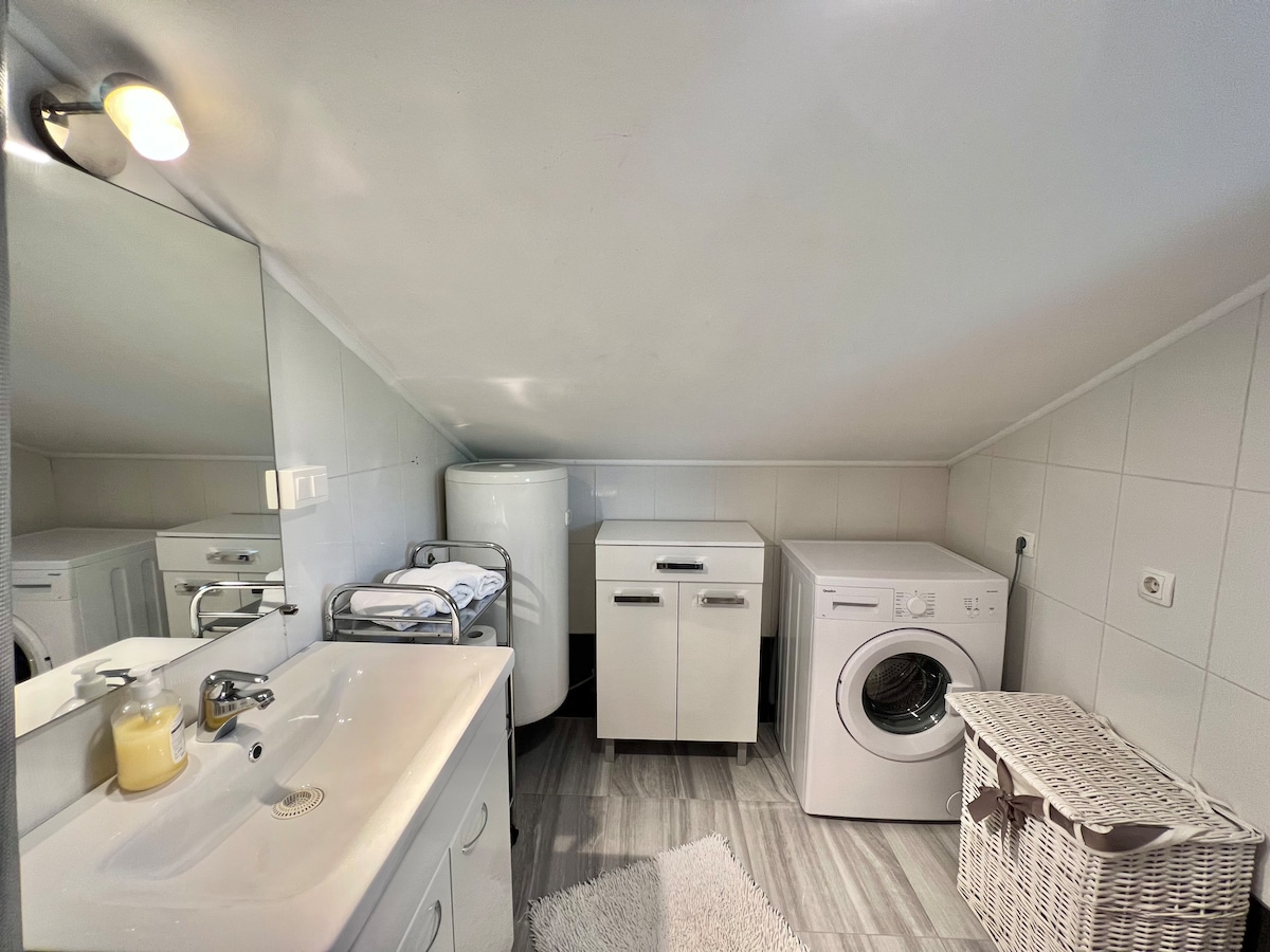 Apartman sa bazenom Milly