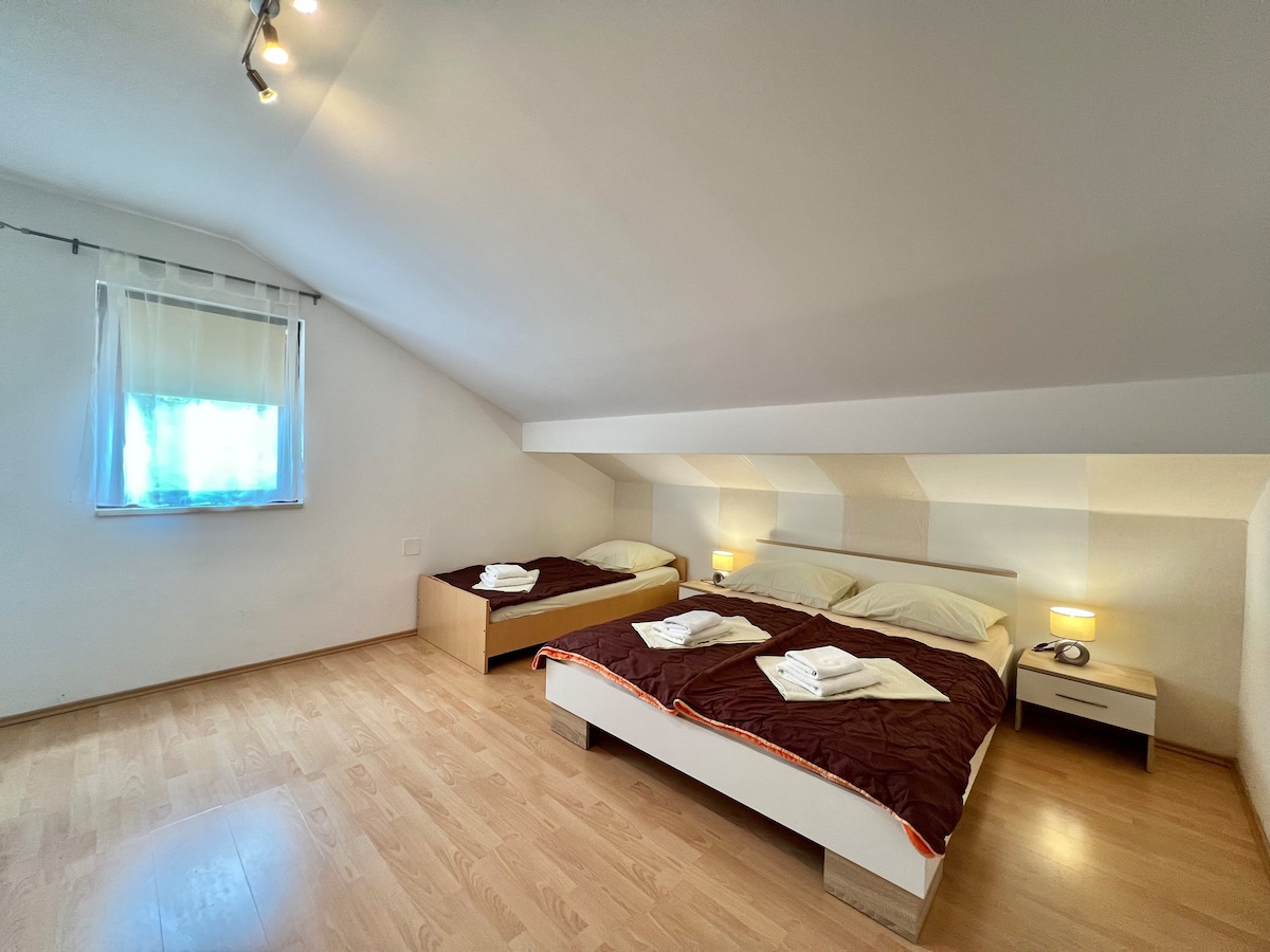 Apartman sa bazenom Milly