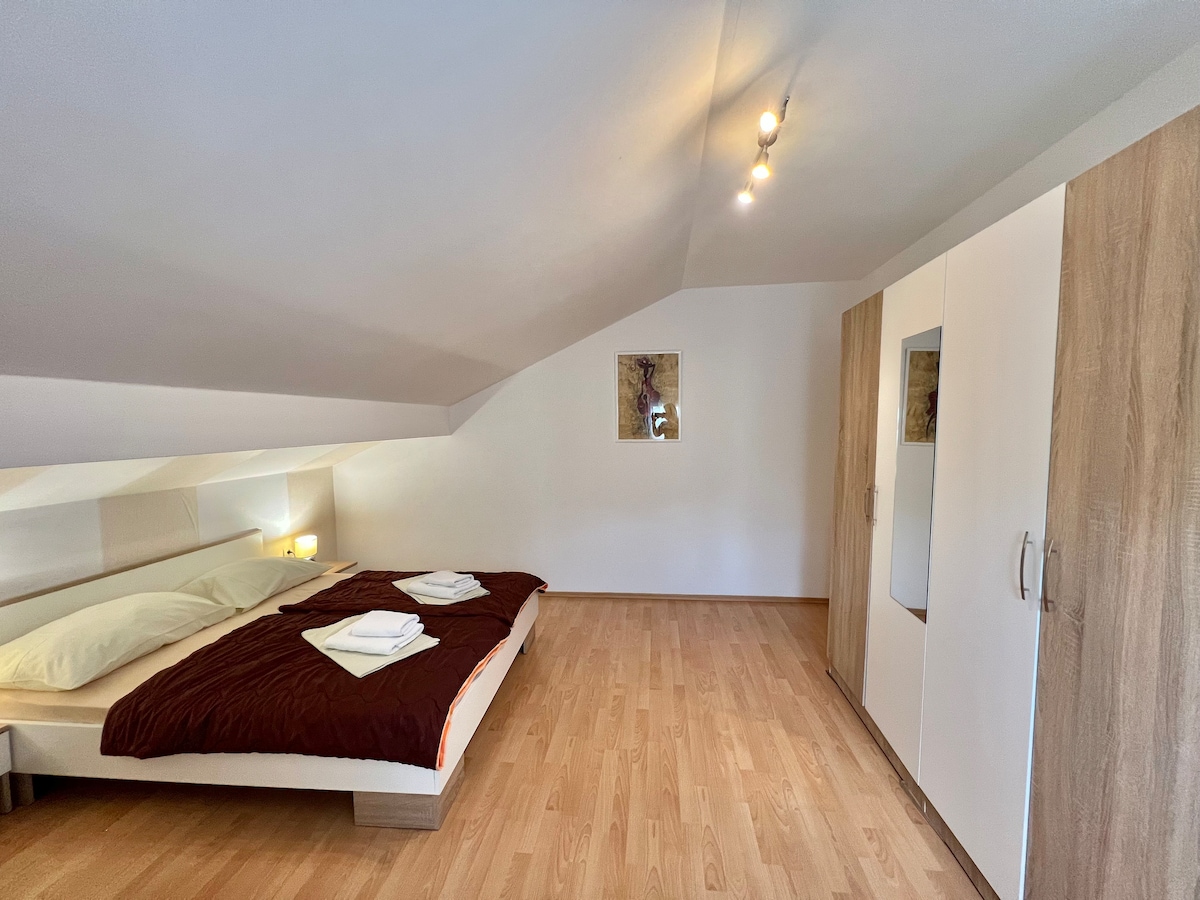 Apartman sa bazenom Milly