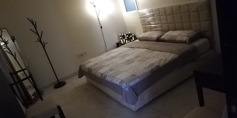 Alnada Bedroom with Private Bathroom & Access