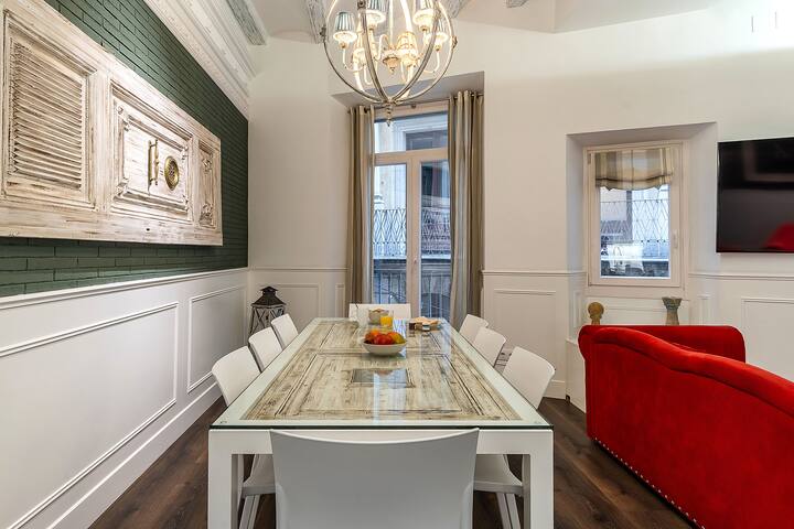 Deluxe Apartment by Tallers EnjoyBCN Apartments gallery image 4