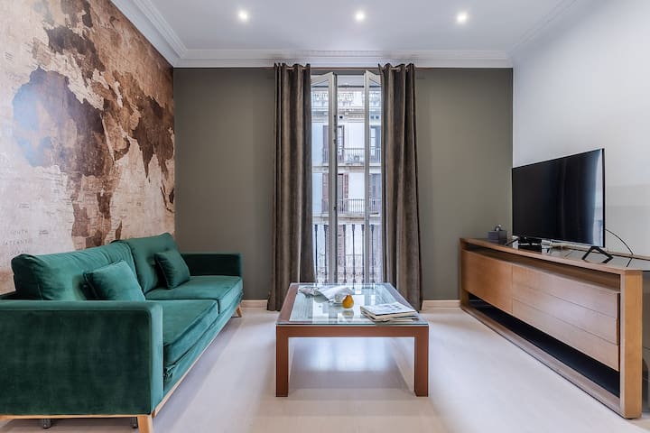 Deluxe Apartment by Tapies EnjoyBcn Apartments