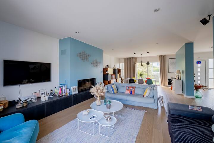 Villa contemporaine entre vignobles et océan gallery image 5