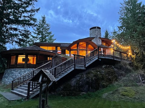 Log home with spectacular views