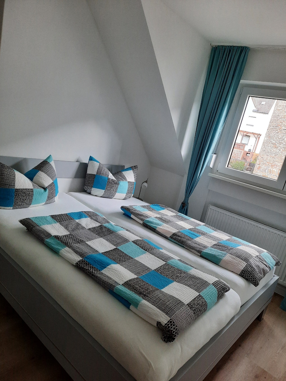 Hlavná spálňa s manželskou posteľou