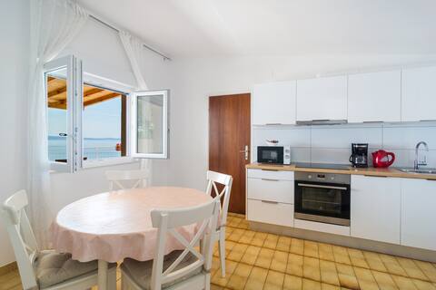 Top Airbnb: Panoramic sea view in Omiš