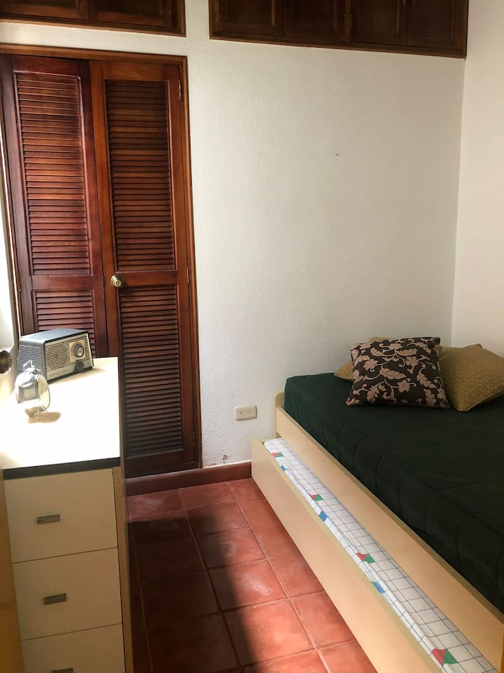 Alcoba 3 พร้อมเตียงคู่และตู้เสื้อผ้า