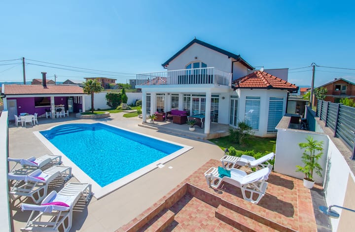 Villa Horizon