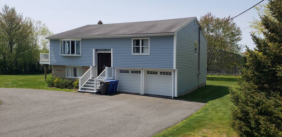 Take Paradise to the Beach! Newport East! gallery image 2