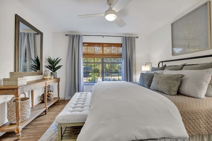 The downstairs master retreat offers an en-suite full bath.  Each bedside table is complete with lighting and USB charging device.  