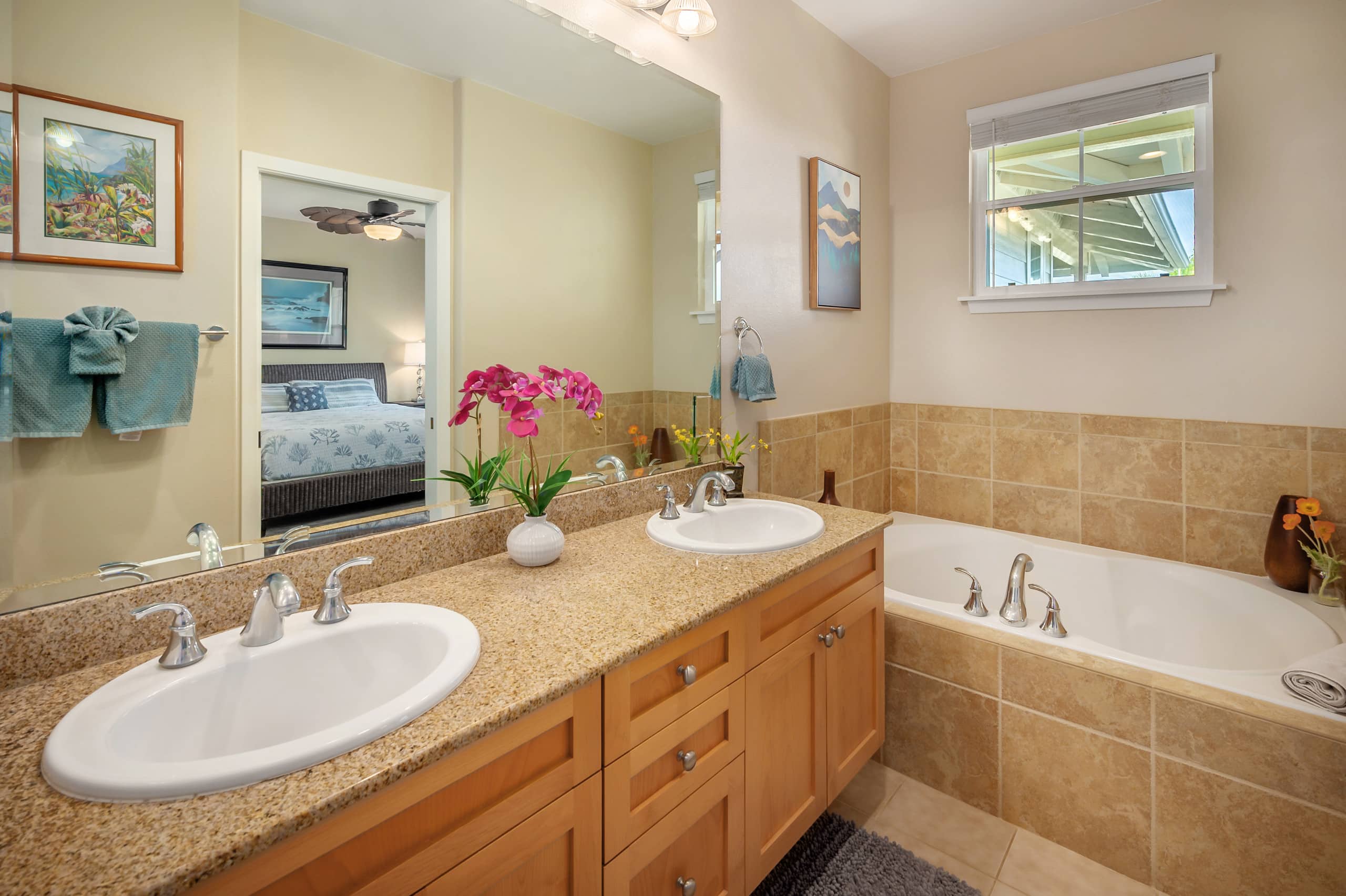 Condo in Princeville · ★4.97 · 2 bedrooms · 2 beds · 2.5 baths - Image 10