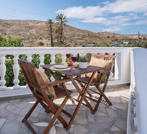 Adamas Apartment| 100m to the beach| Kalliopi