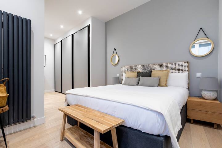 Premium for families. 4 Bedrs. Fully renovated gallery image 2