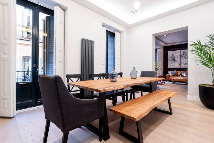 Premium for families. 4 Bedrs. Fully renovated gallery image 5