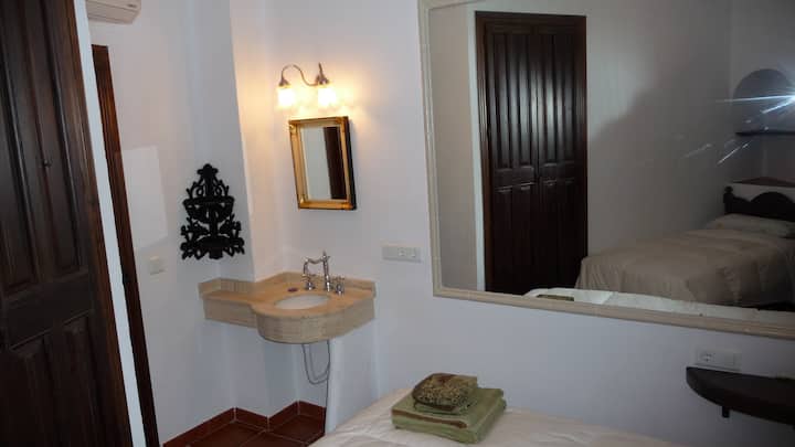 Segundo dormitorio con 2 camas de una plaza