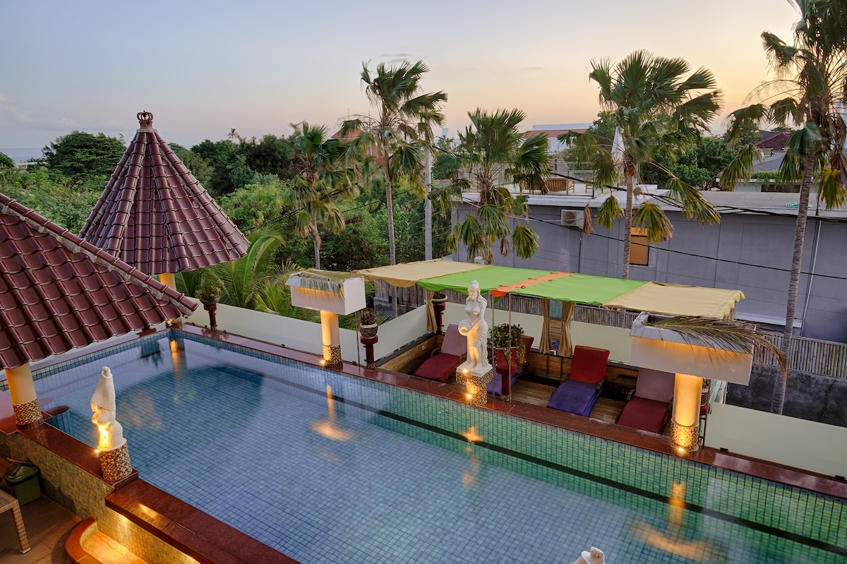 Rental unit in Kuta Utara · 1 bedroom · 1 bed · 1 private bath, comparable Airbnb