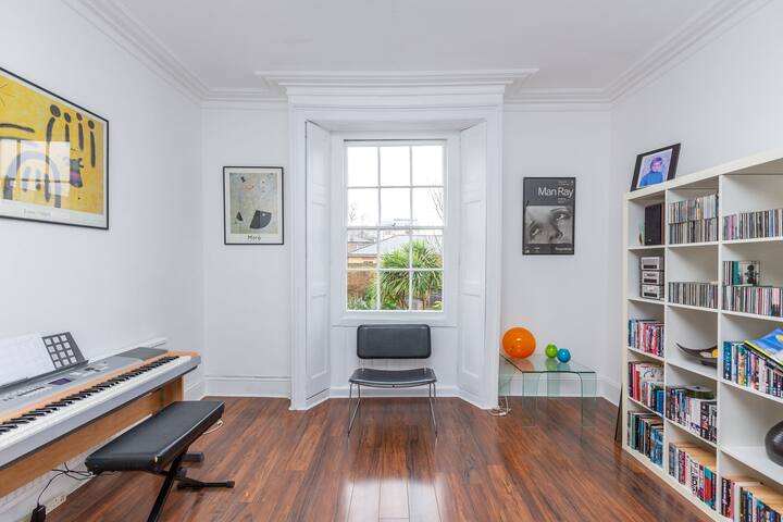 Georgian villa next to trendy Shoreditch, Hoxton gallery image 4