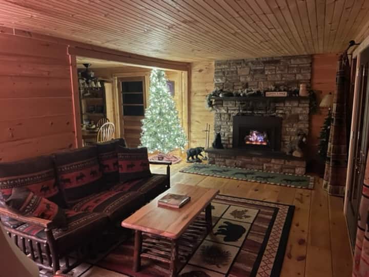 Loon Lake Getaway Cabins for Rent in Vermontville, New York, United