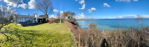 Cottage in first row with panoramic views
