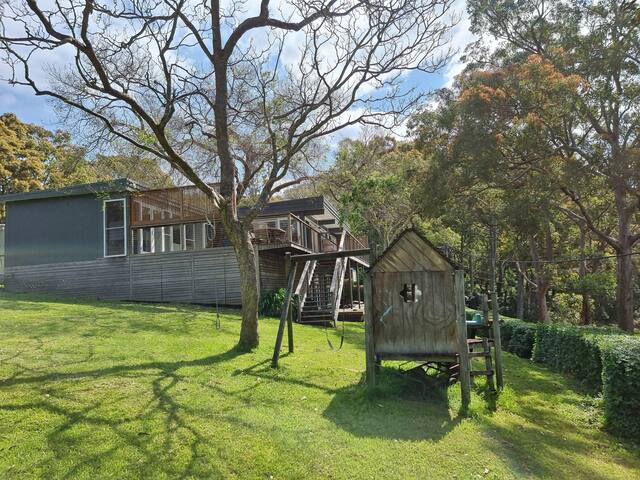 Pittwater Waterfront, Lovett Bay and Elvina Bay gallery image 5