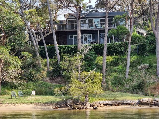 Pittwater Waterfront, Lovett Bay and Elvina Bay