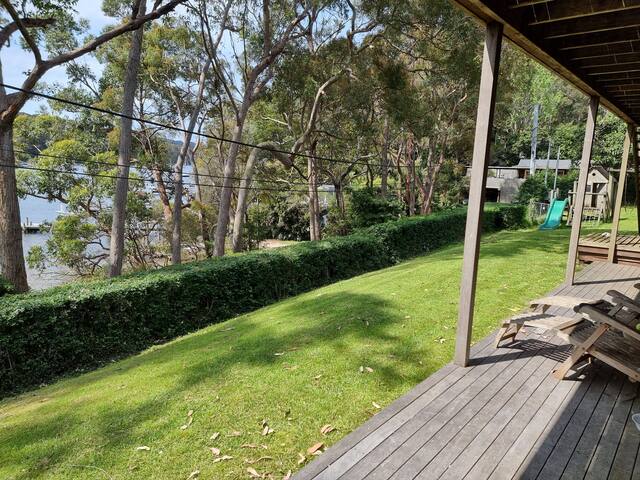 Pittwater Waterfront, Lovett Bay and Elvina Bay gallery image 3