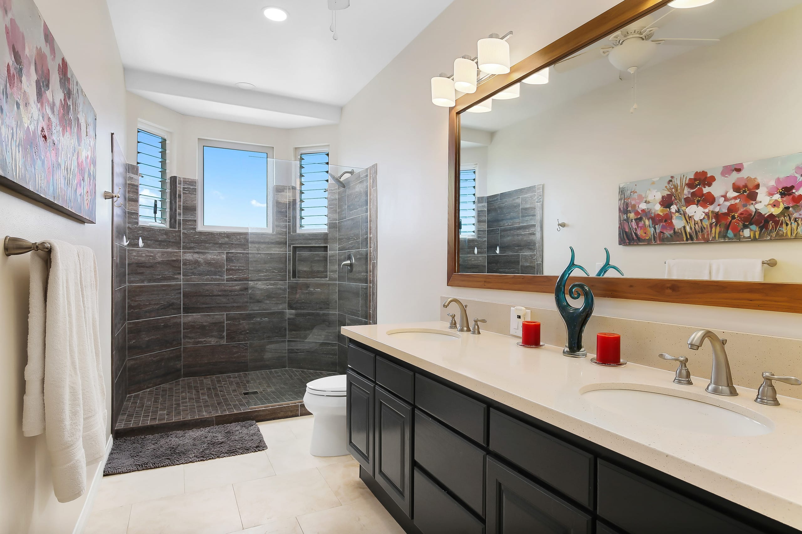 Home in Kailua · ★4.92 · 3 bedrooms · 4 beds · 3.5 baths - Image 29