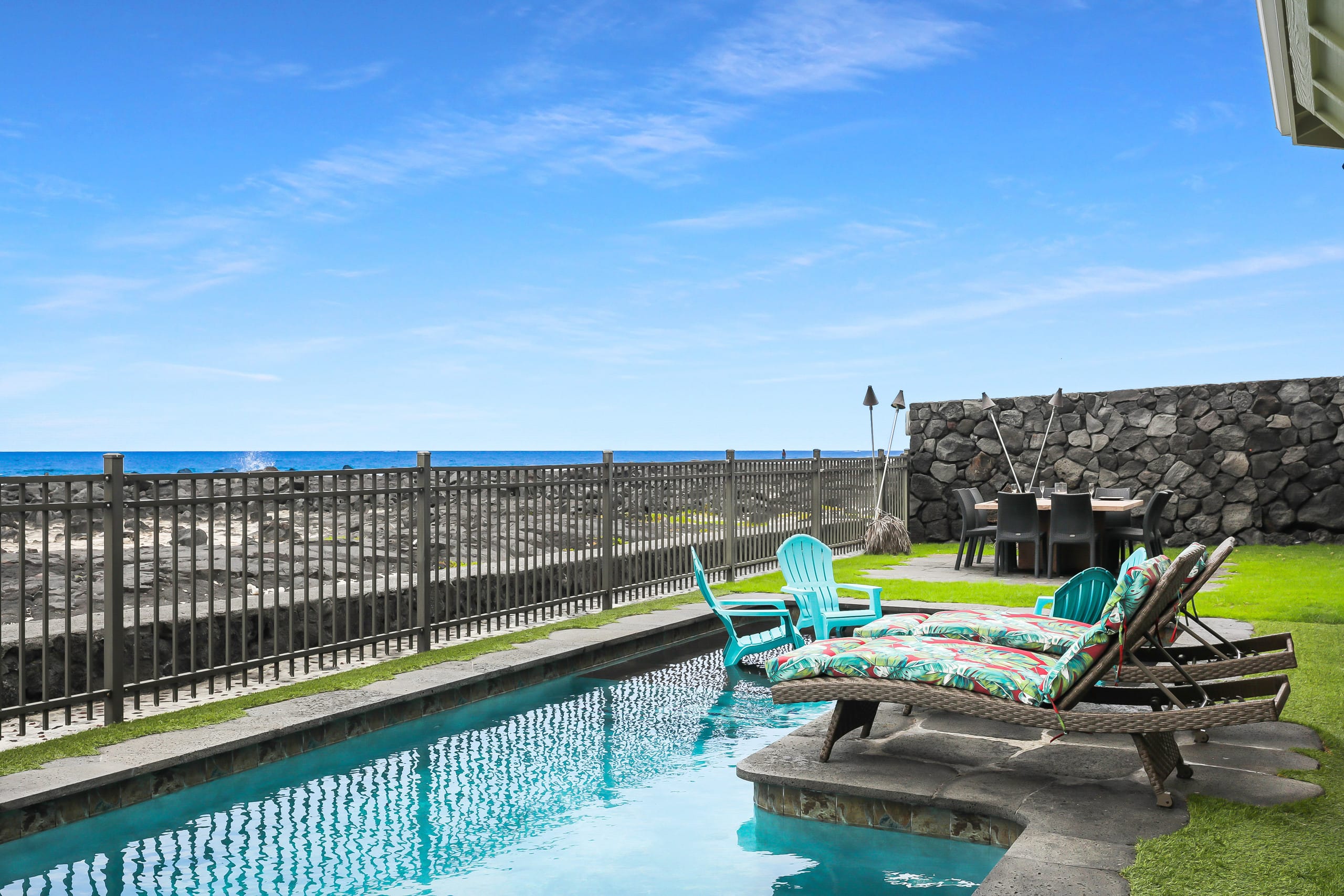 Home in Kailua · ★4.92 · 3 bedrooms · 4 beds · 3.5 baths - Image 44