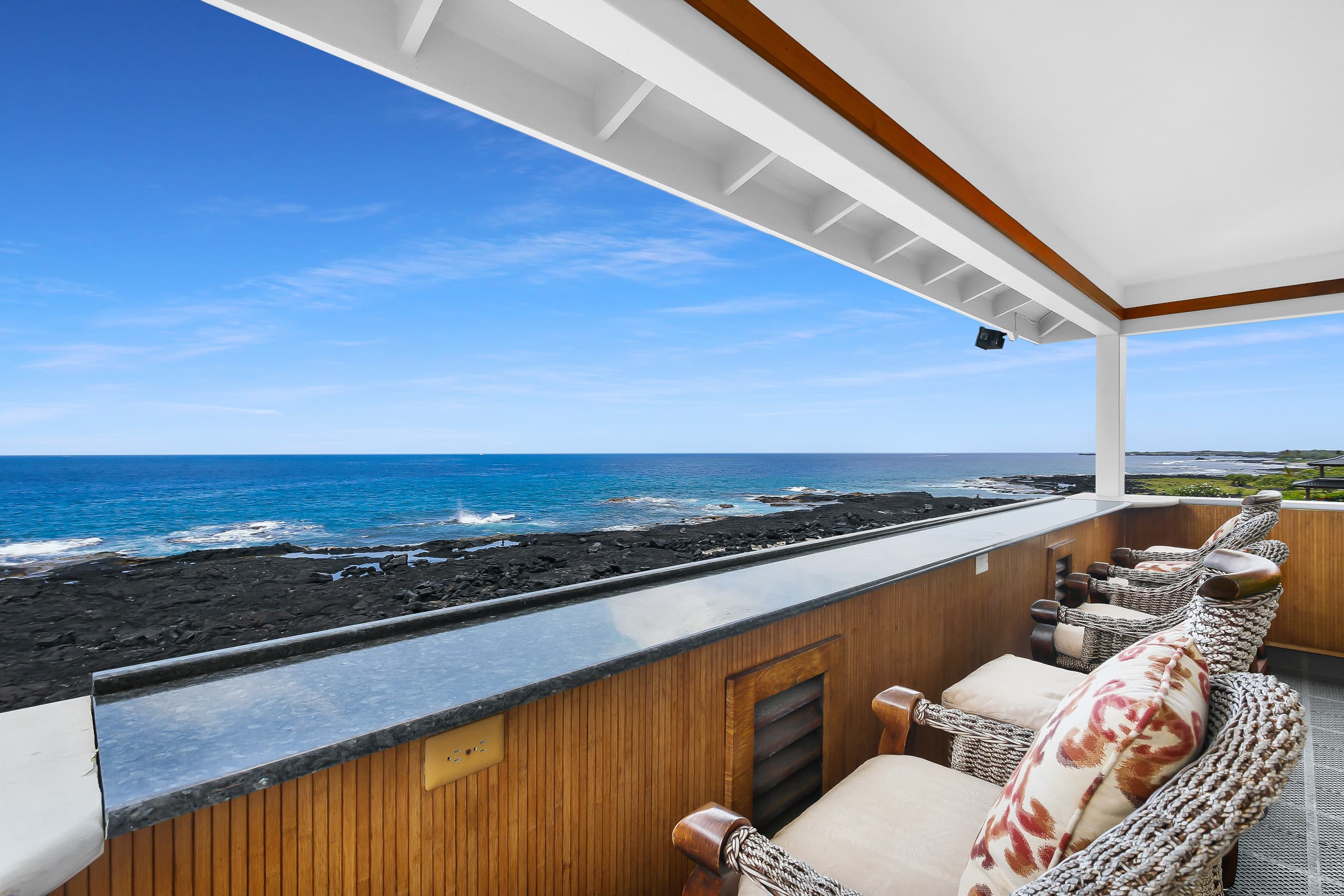 Home in Kailua · ★4.92 · 3 bedrooms · 4 beds · 3.5 baths - Image 38