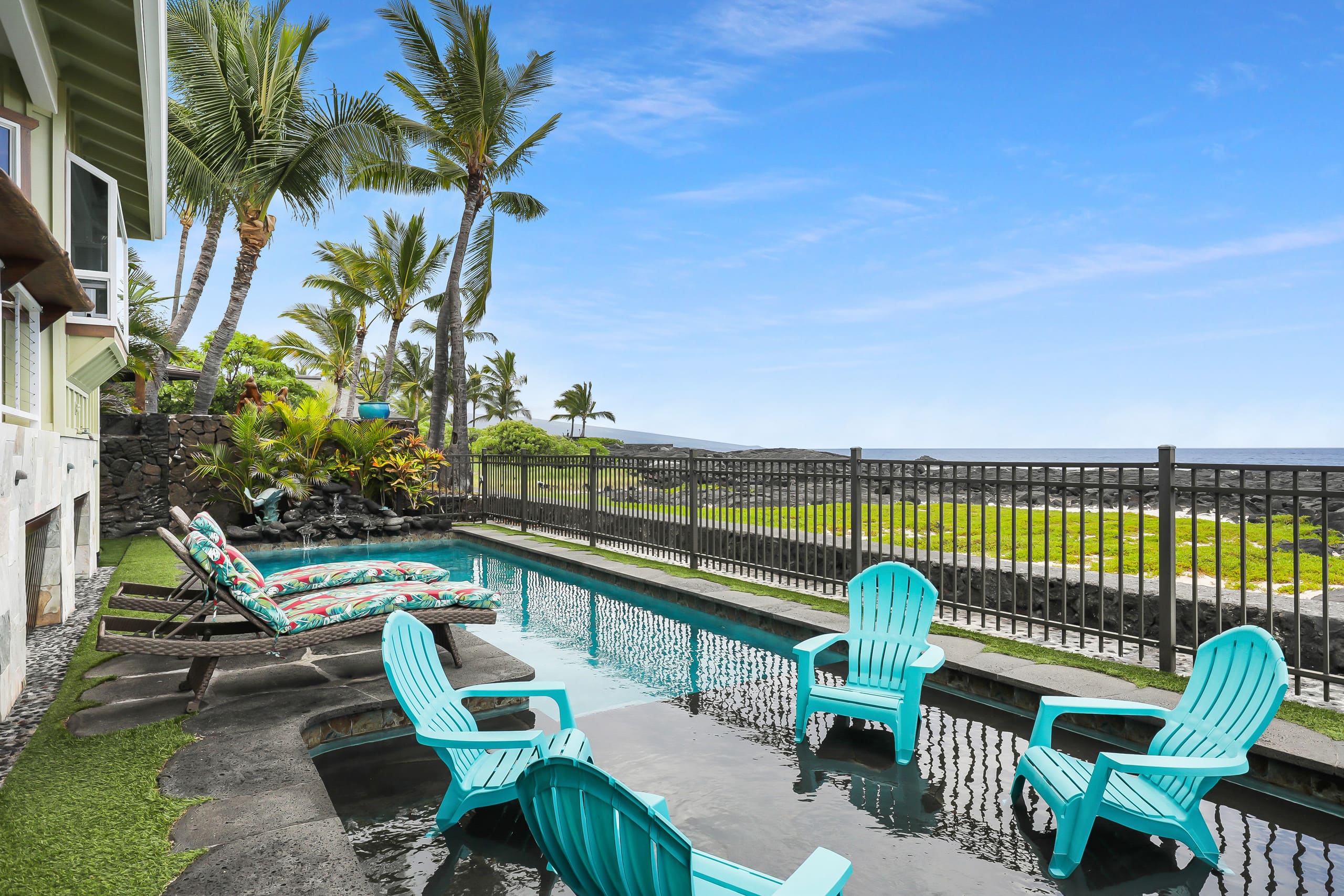 Home in Kailua · ★4.92 · 3 bedrooms · 4 beds · 3.5 baths - Image 43