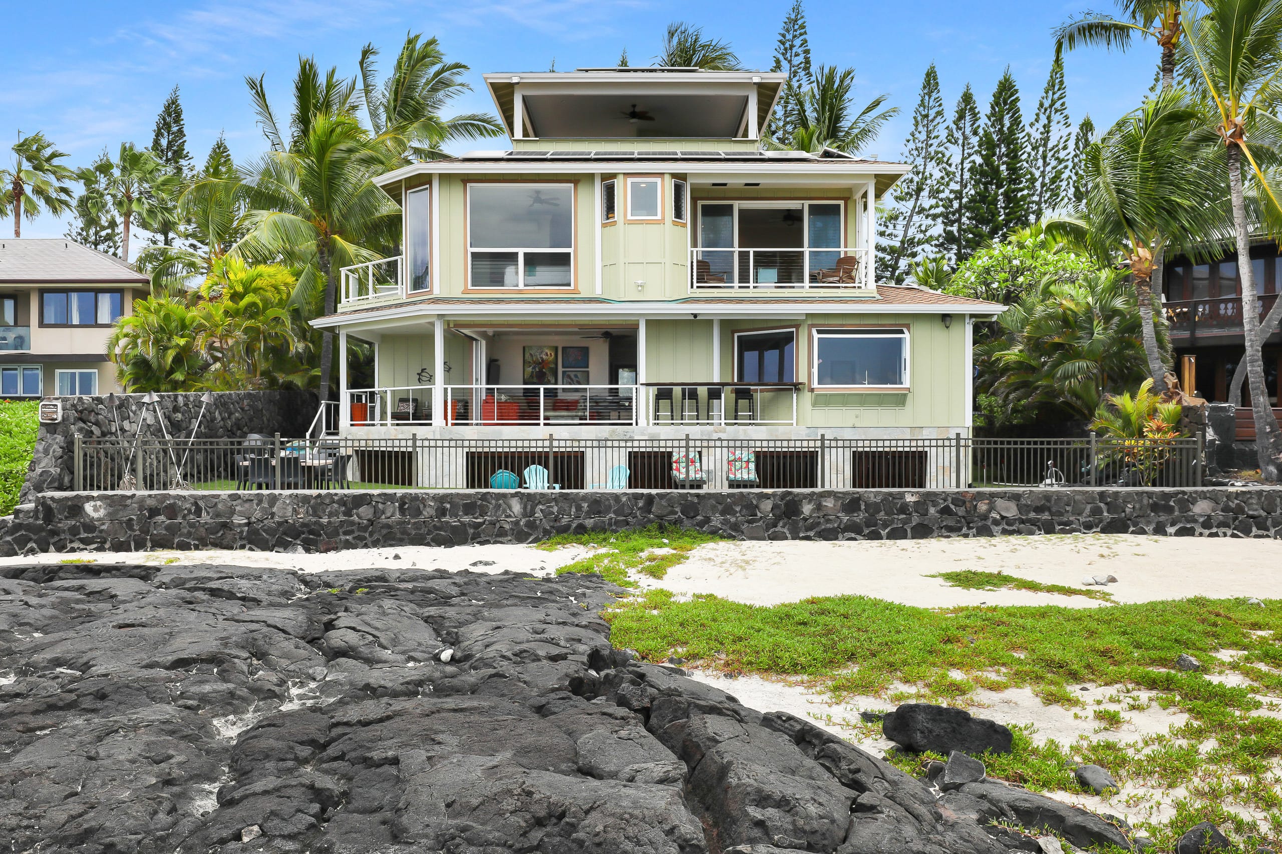 Home in Kailua · ★4.92 · 3 bedrooms · 4 beds · 3.5 baths - Image 46