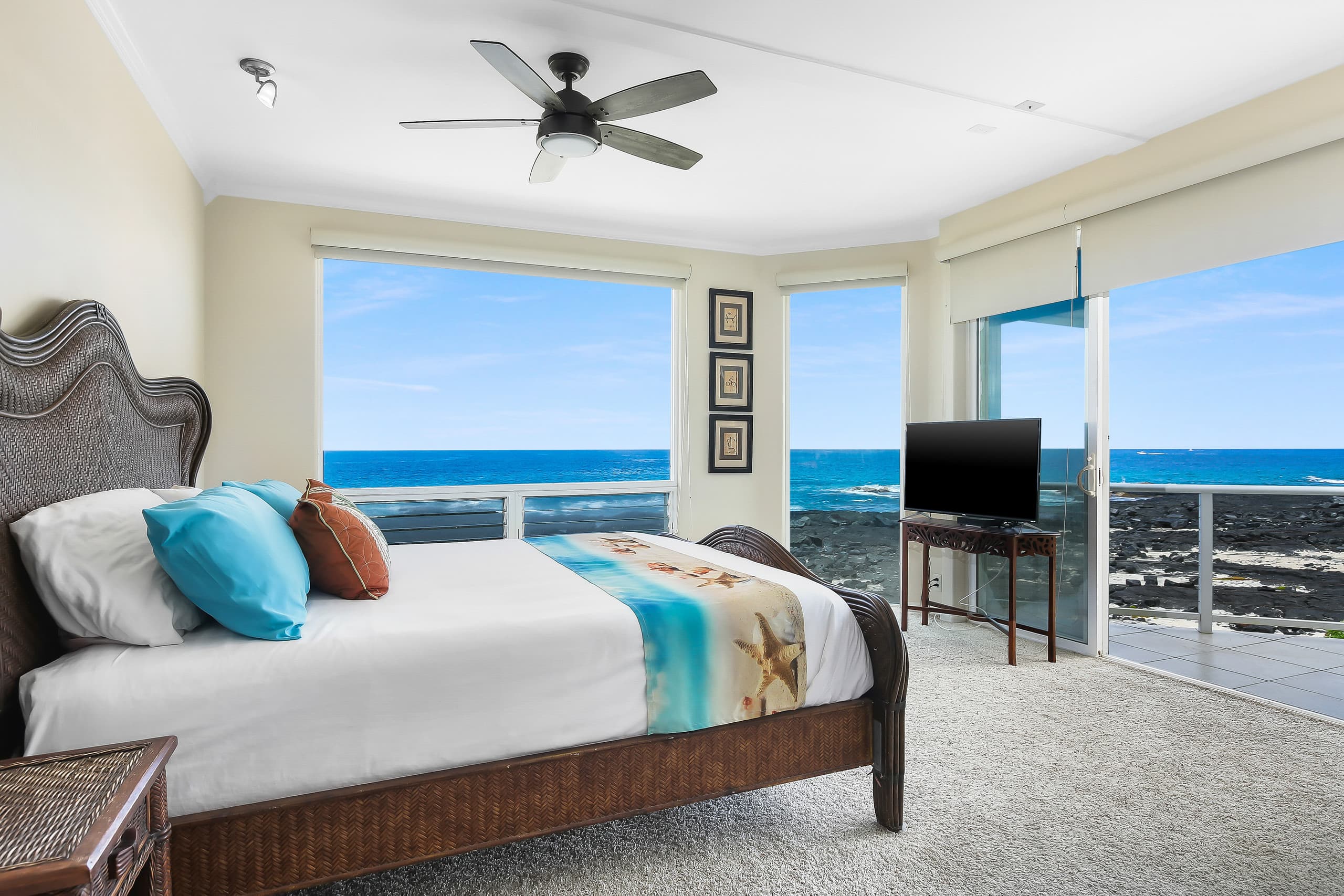 Home in Kailua · ★4.92 · 3 bedrooms · 4 beds · 3.5 baths - Image 19
