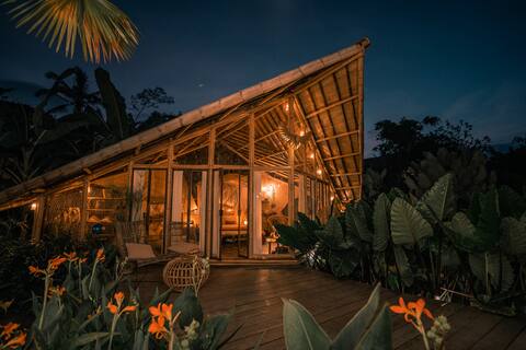 Hideout Falcon - Eco Bamboo Home