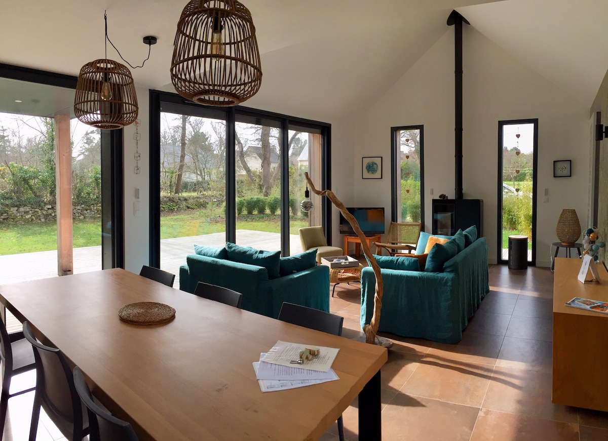 Annonce Airbnb populaire: Villa Kermaillard - Gulf of Morbihan 8-10 pers. à Sarzeau