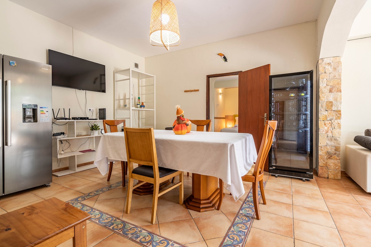 Imóvel de sucesso: WONDERLAND WITH PRIVATE HEATED POOL - 27 ppl em Almancil