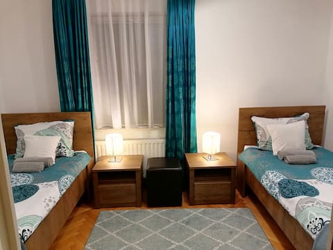 Apartment 6