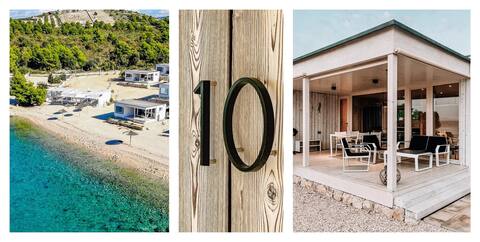 Beachvilla at the Buqez ECO resort