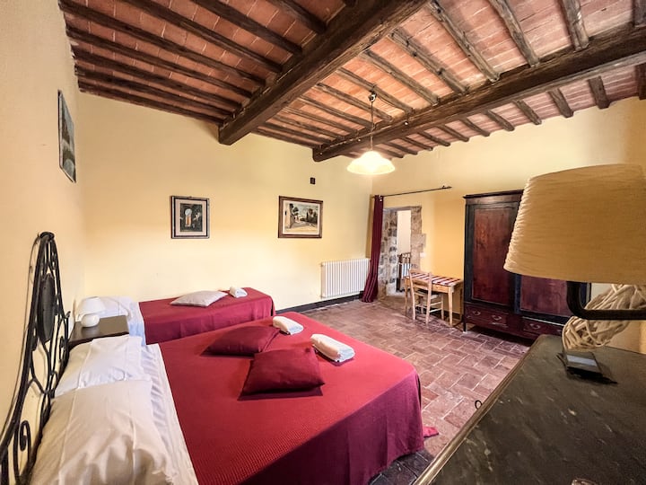 غرفة النوم 2