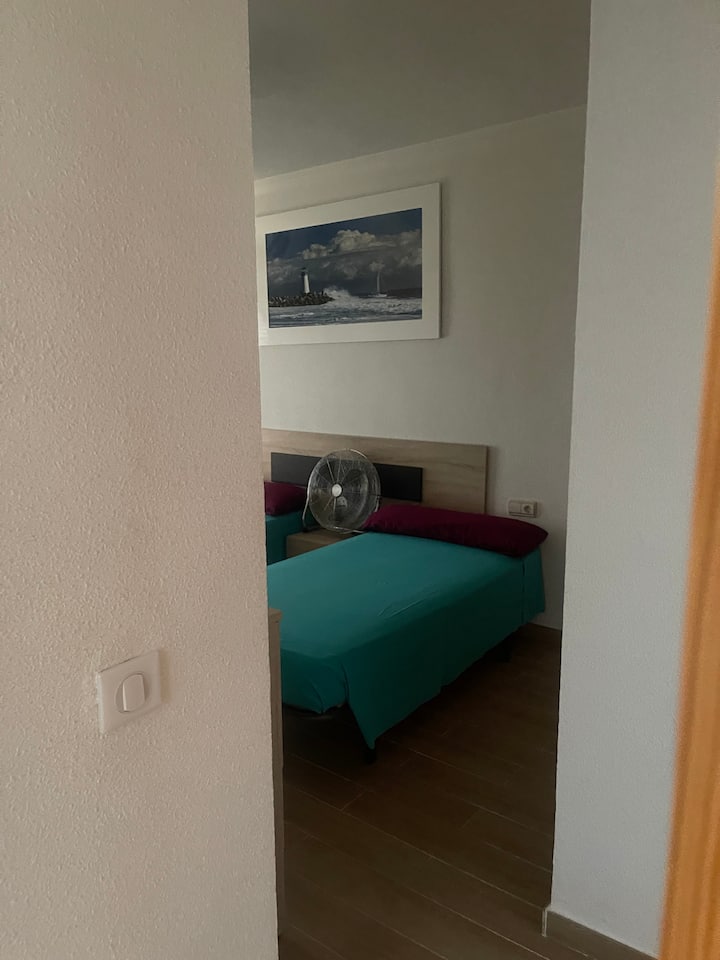 SAKAFU: Mlango wa Chumba cha kulala 3