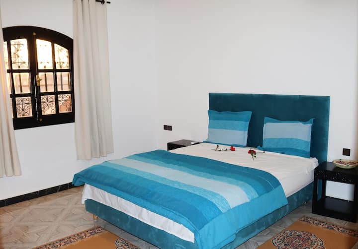 საძინებელი 4