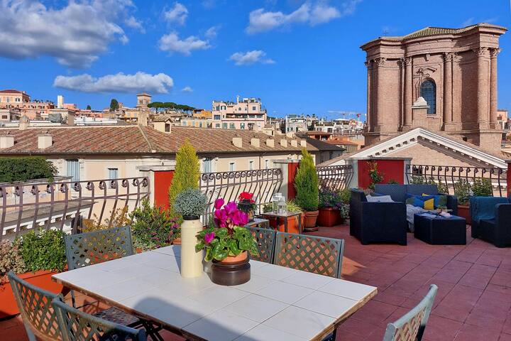 Nice Penthouse in Piazza di Spagna gallery image 4