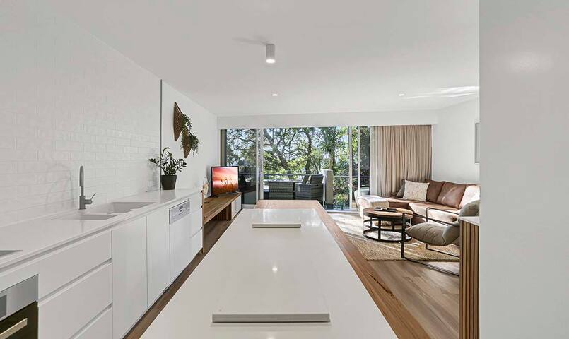 Little Cove Court – Apartment 2 gallery image 4