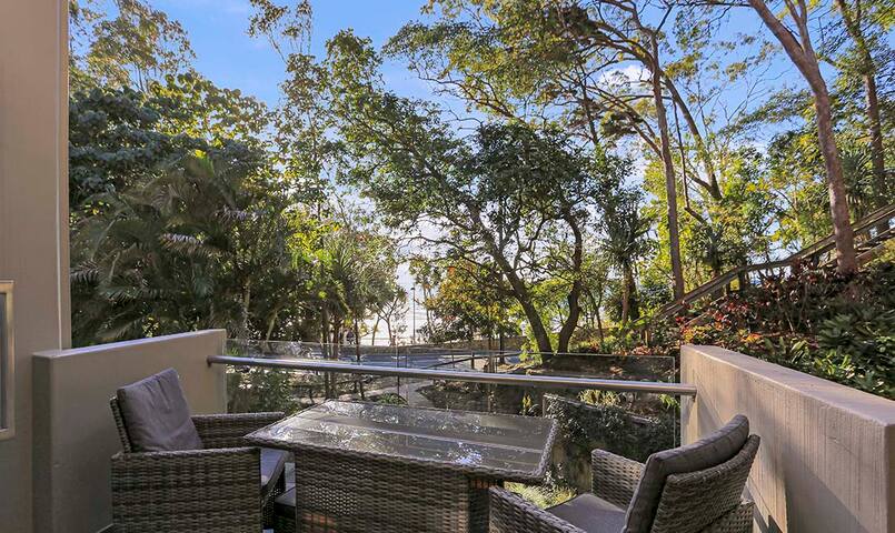 Little Cove Court – Apartment 2 gallery image 5