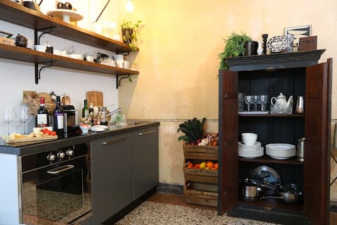Popular Airbnb listing: [Luxury House With Garden - Mestre Center] in Venice