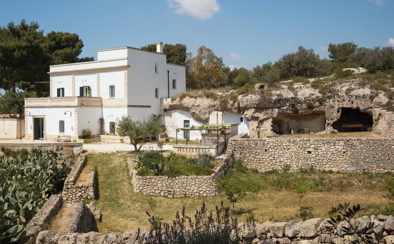 The perfect place to retreat in Puglia! gallery image 3