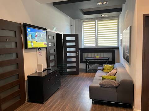 Spacious 150m2 in the center of Sosnowiec for up to 12 people