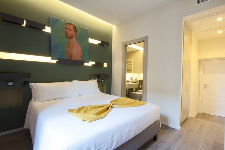 NEW APARTMENT NEAR COLOSSEUM/TERMINI: APPARTART gallery image 2