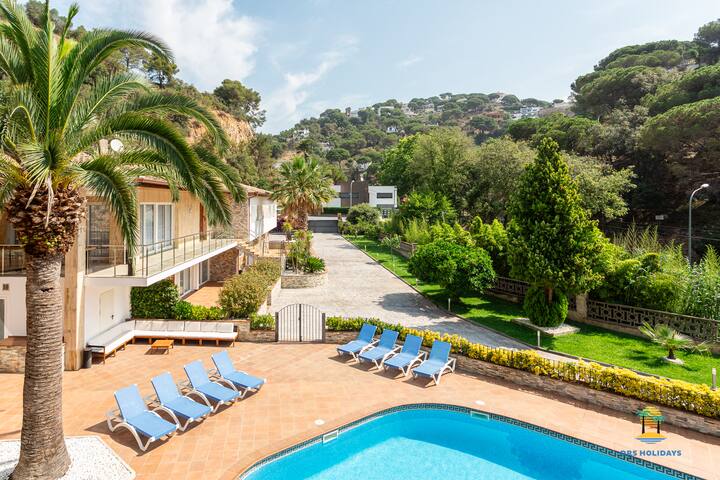 CANYELLES BEACH COSTA BRAVA gallery image 5