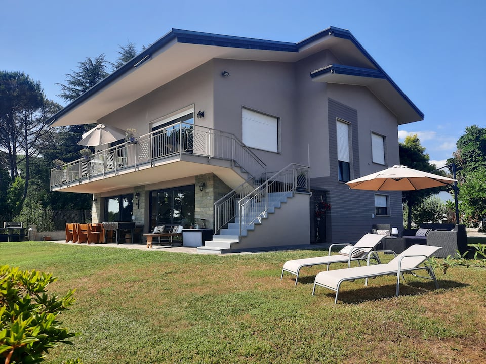 Casa GilMa: lake view, comfort, relaxation, and parking — photo 1