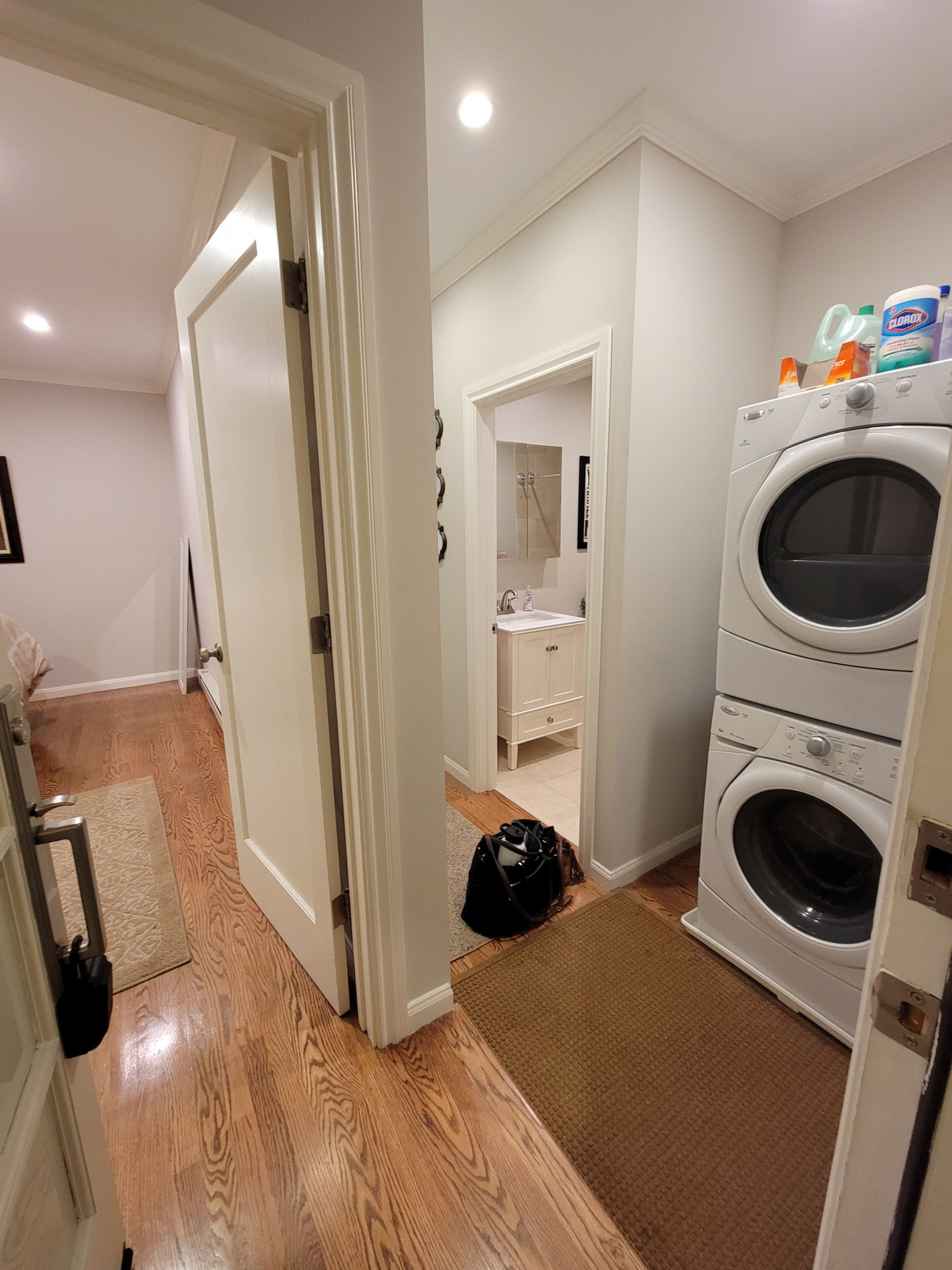 Condo in San Francisco · ★4.8 · 2 bedrooms · 3 beds · 1 bath - Image 18